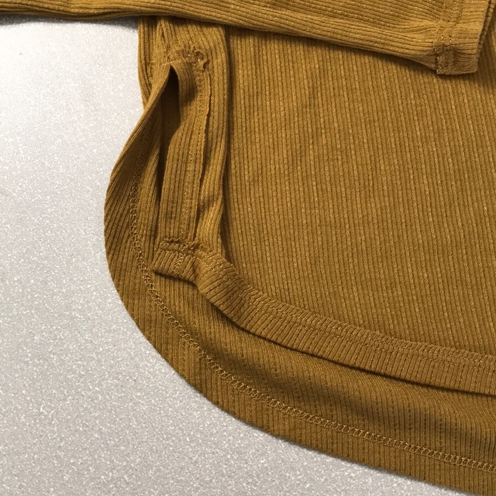 Free People alchemy layering top XS NEW! - Picture 8 of 9